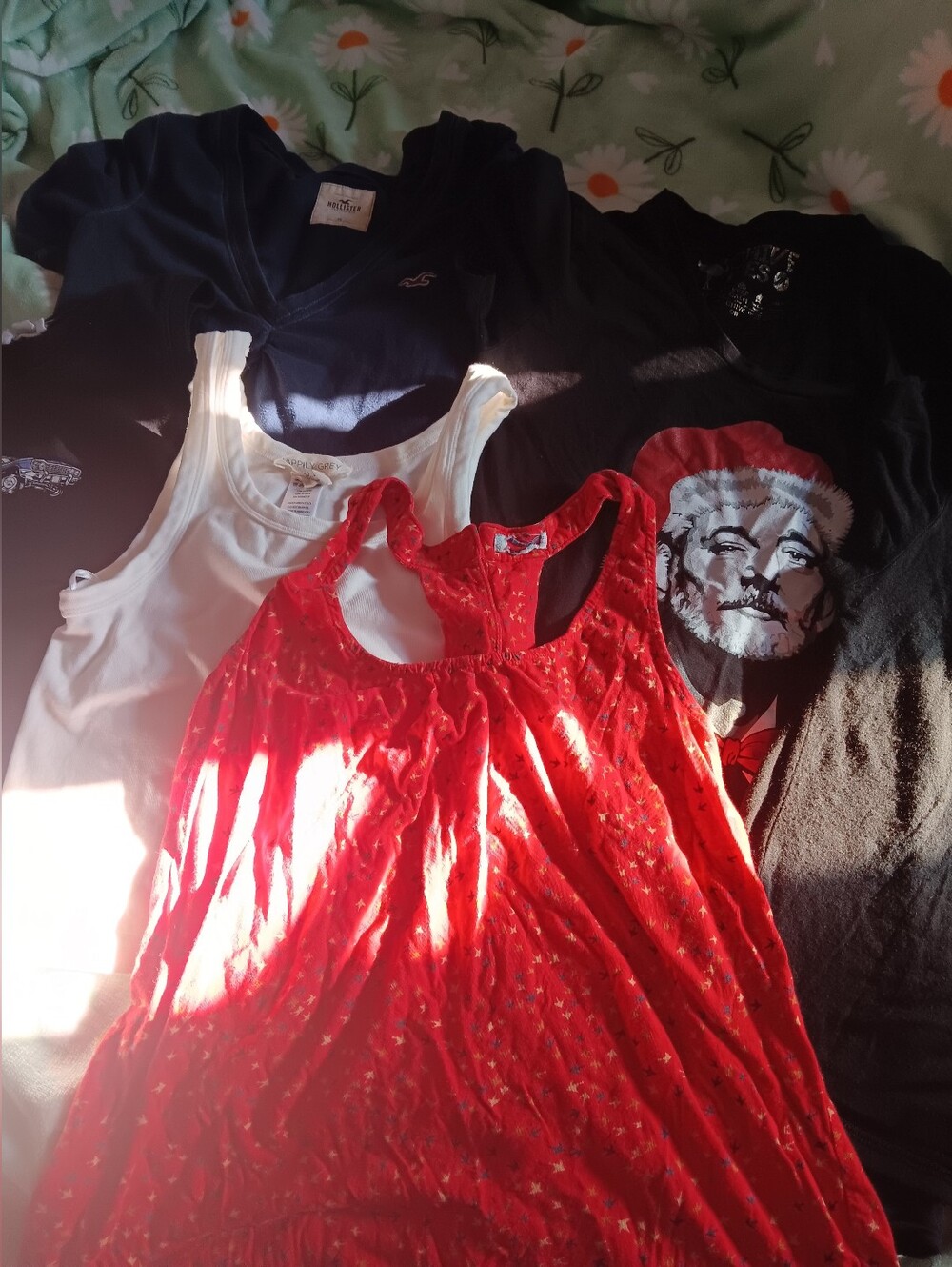 bundle lot 6 med shirts tank crop tops